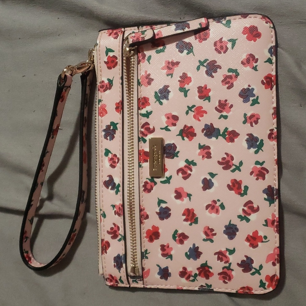 Kate Spade wristlet